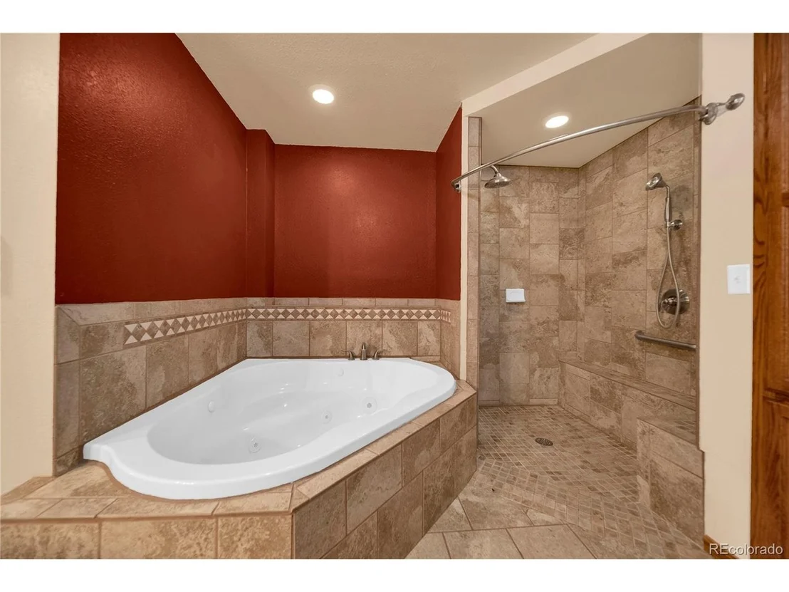 Photo of 450 Date Ave
