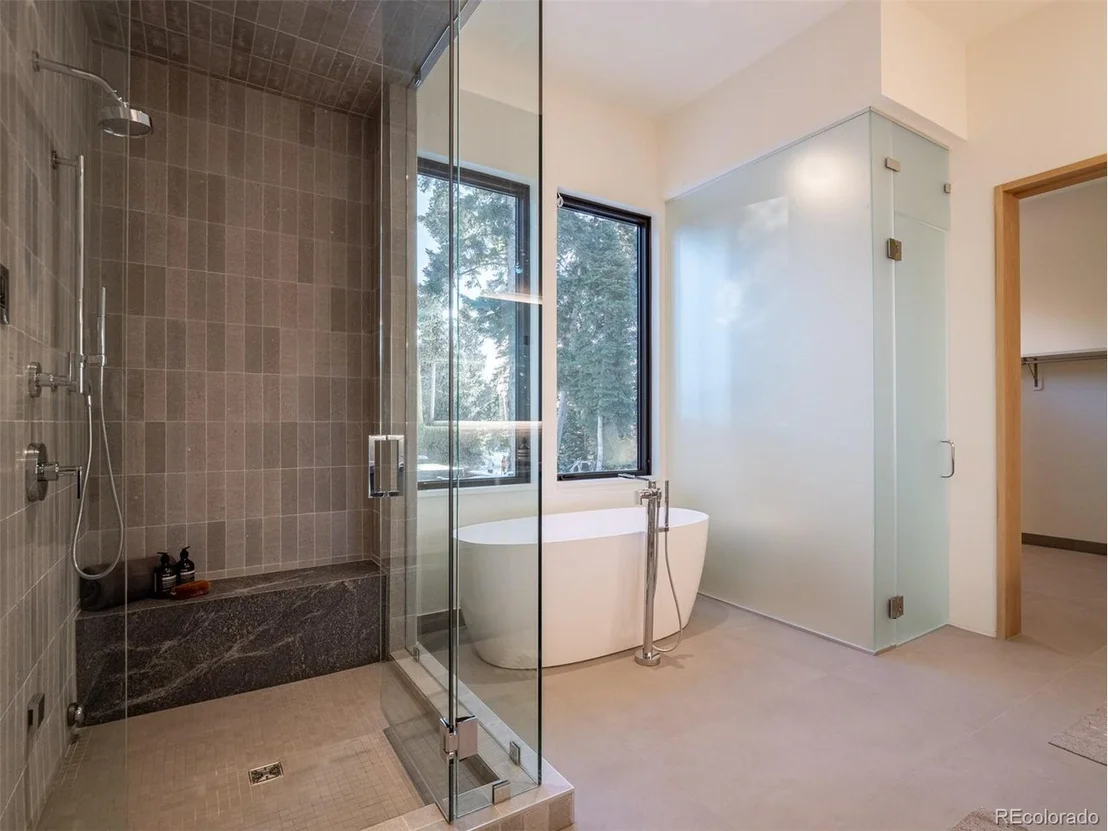 Photo of 27 Boulder Cir
