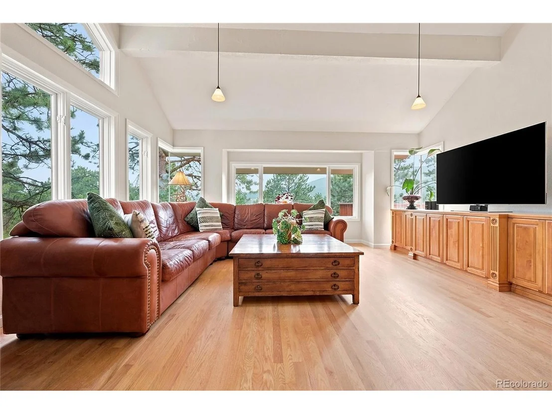 Photo of 2161 Torrey Pine Dr