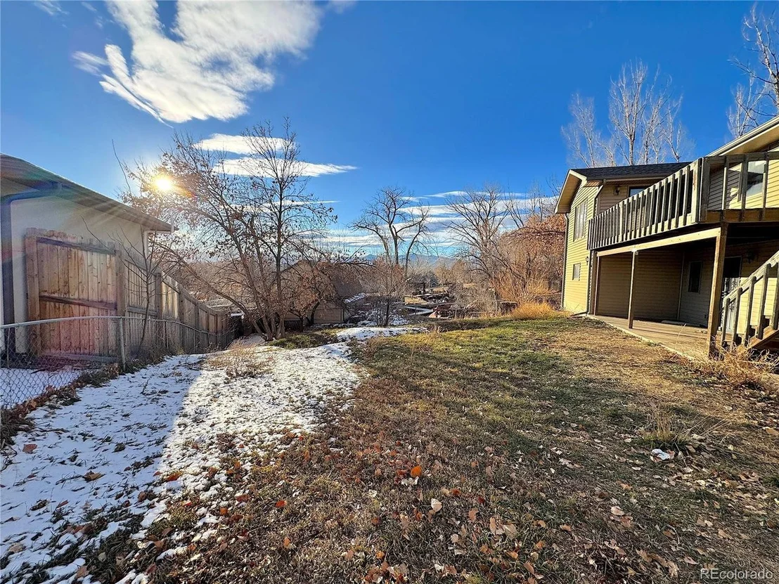 Photo of 6861 Oberon Rd