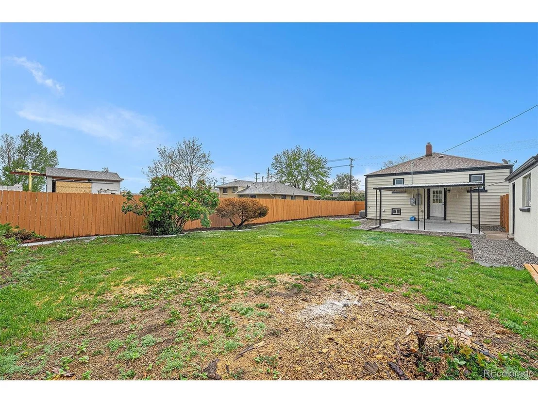Photo of 5491 Lowell Blvd