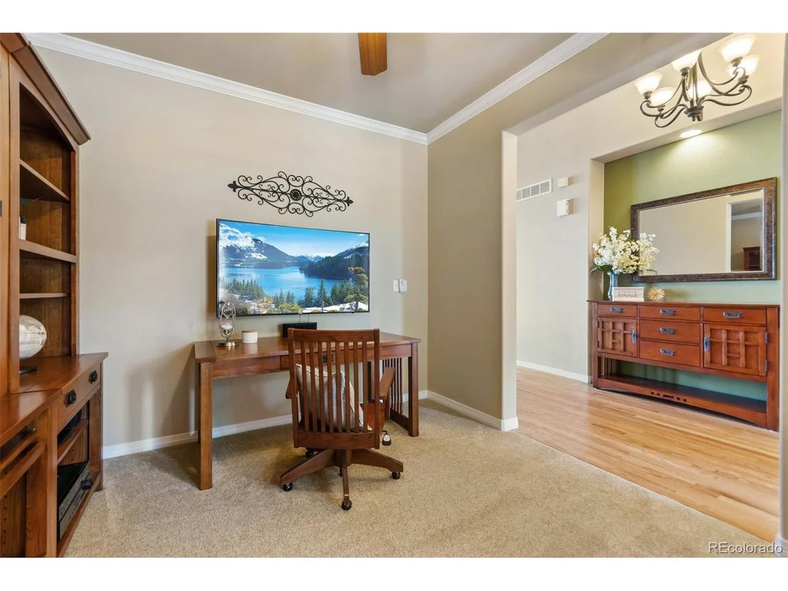 Photo of 8645 Gladiola Cir