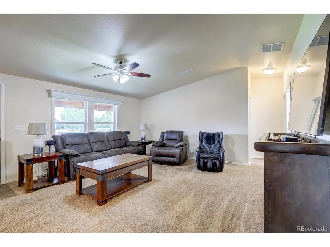 Photo of 535 N 5th St