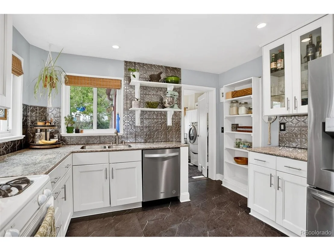 Photo of 5331 Primrose Ln