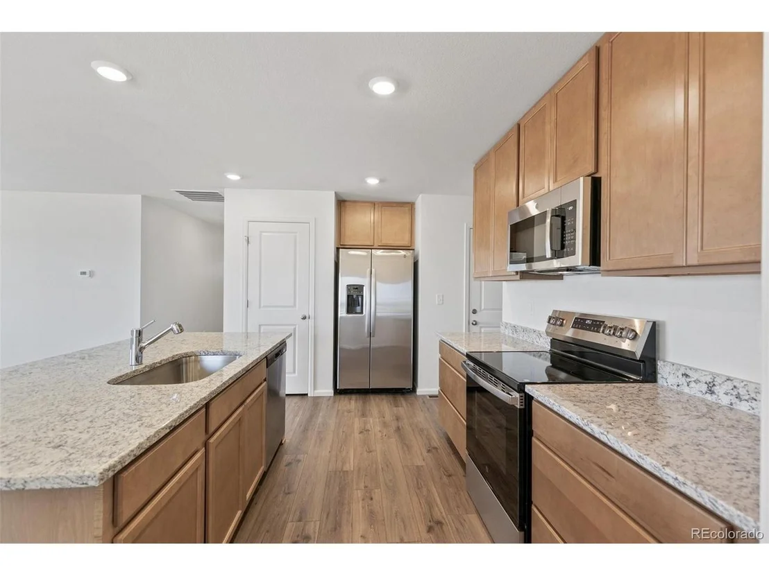 Photo of 47357 Bluebell Ave