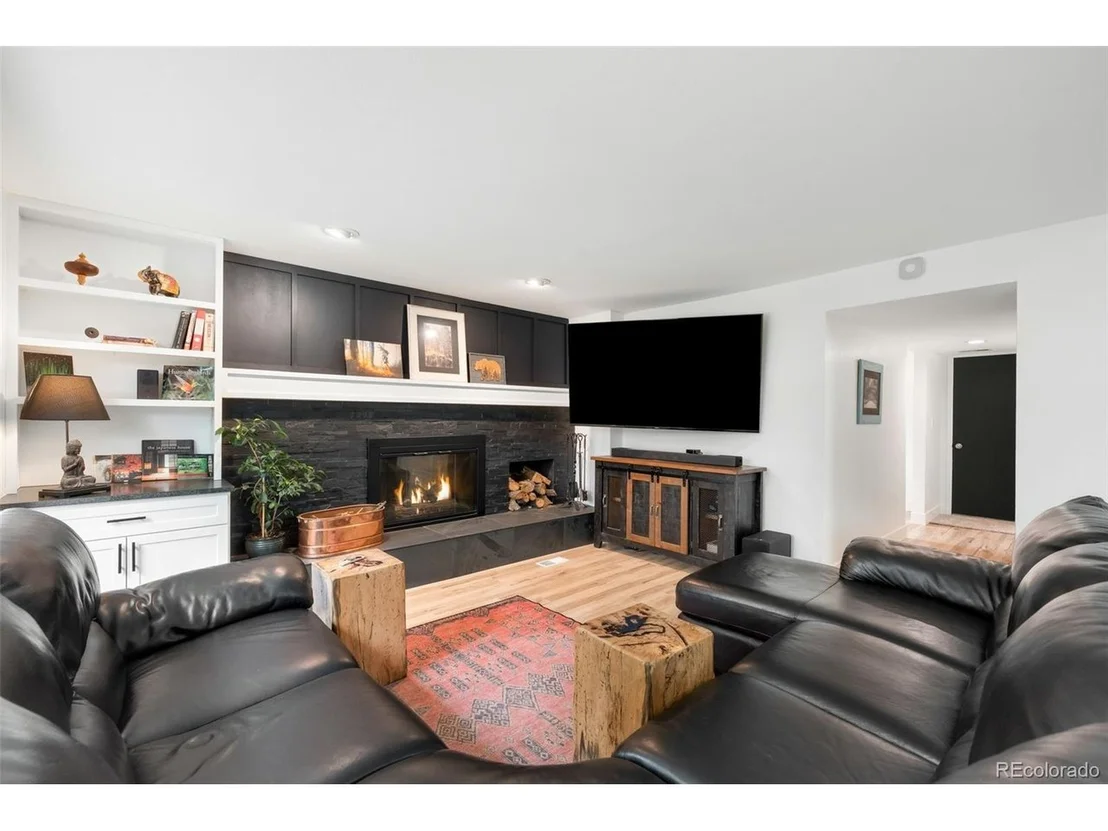 Photo of 9965 Wagner Ln