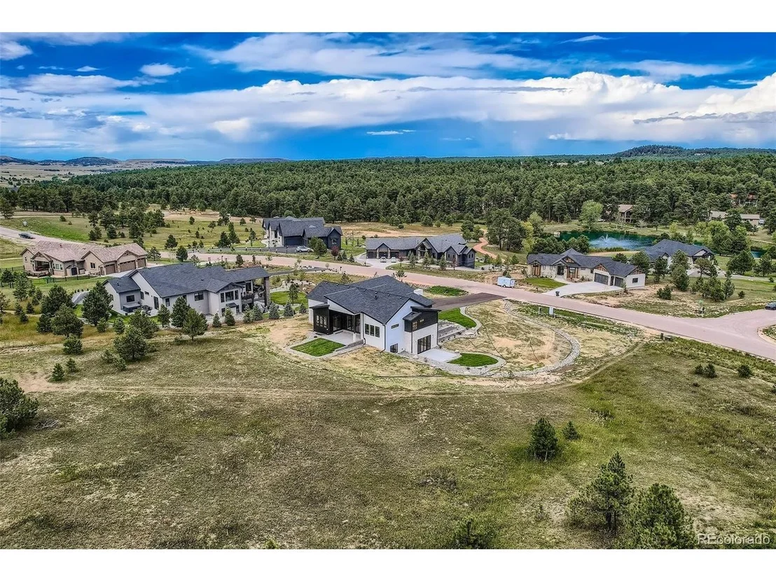Photo of 3826 Pinehurst Cir