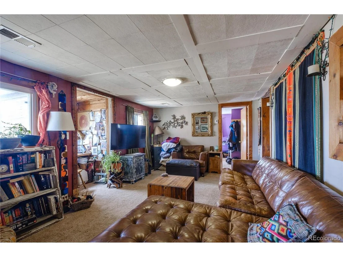 Photo of 102 Fraser Ave