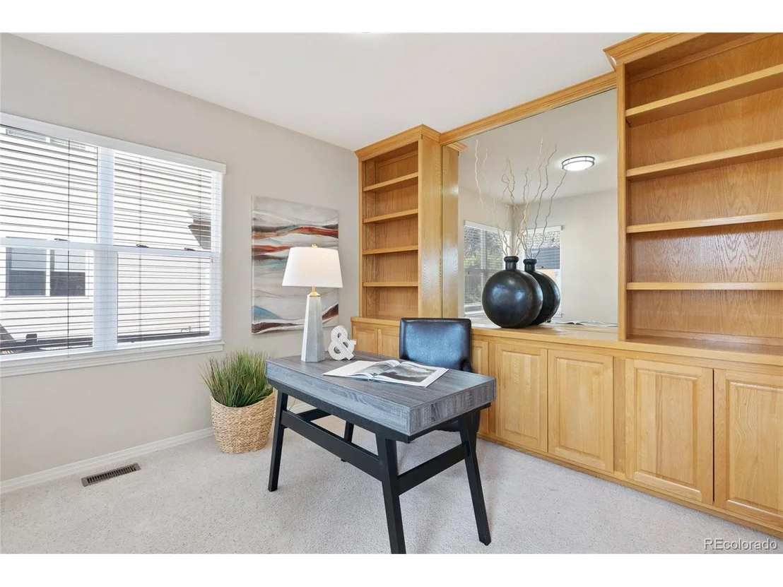 Photo of 1343 Reserve Dr