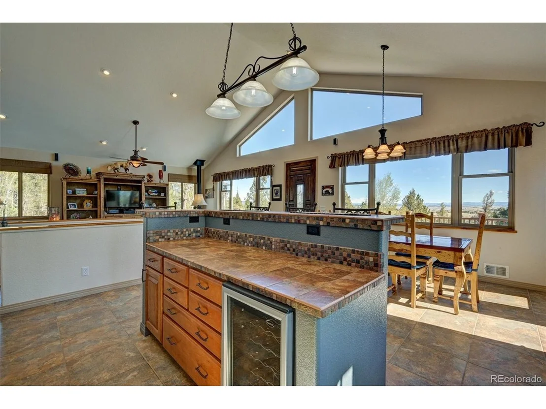 Photo of 1136 Bellows Rd