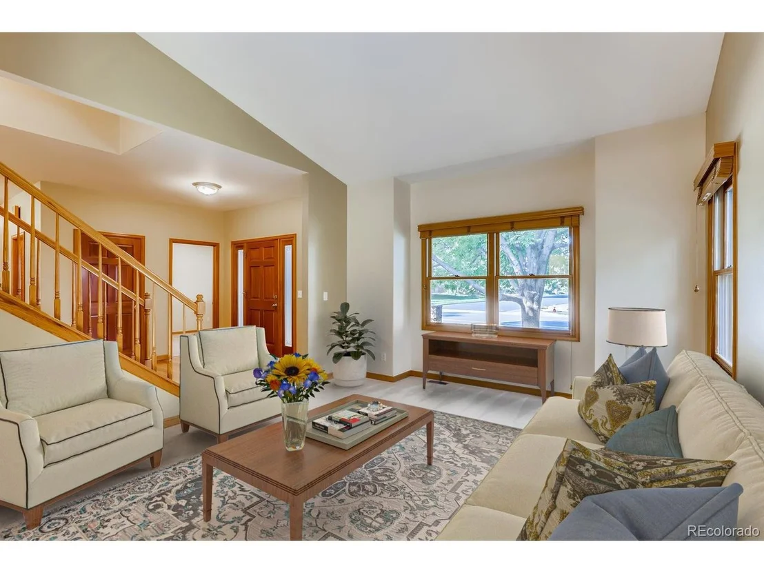 Photo of 2000 Emerald Dr