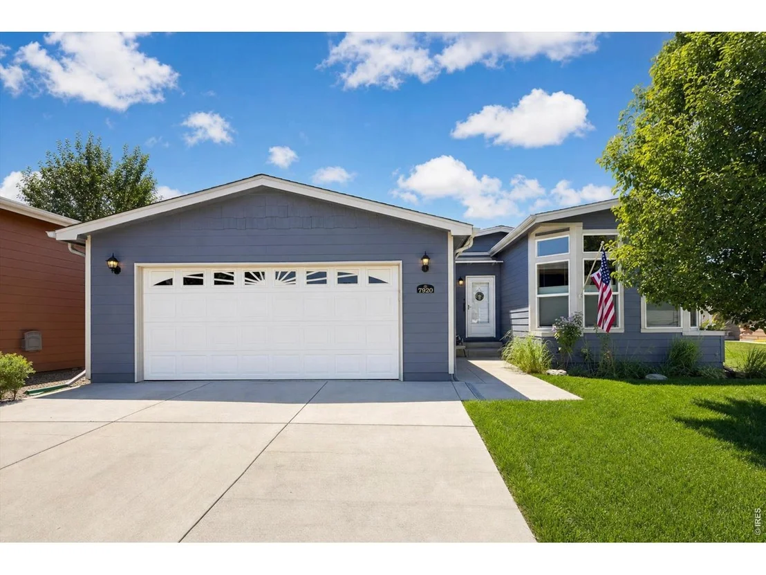 Photo of 7920 Mountain View Dr