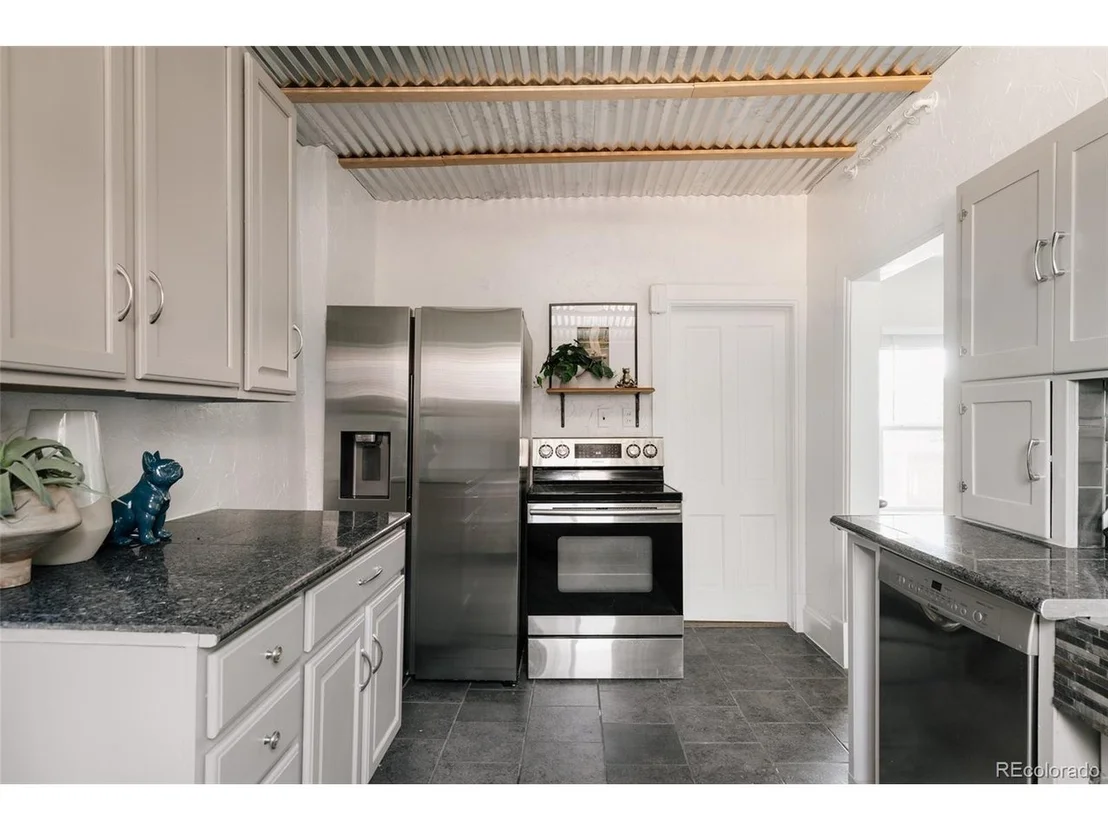 Photo of 4134 Bryant St