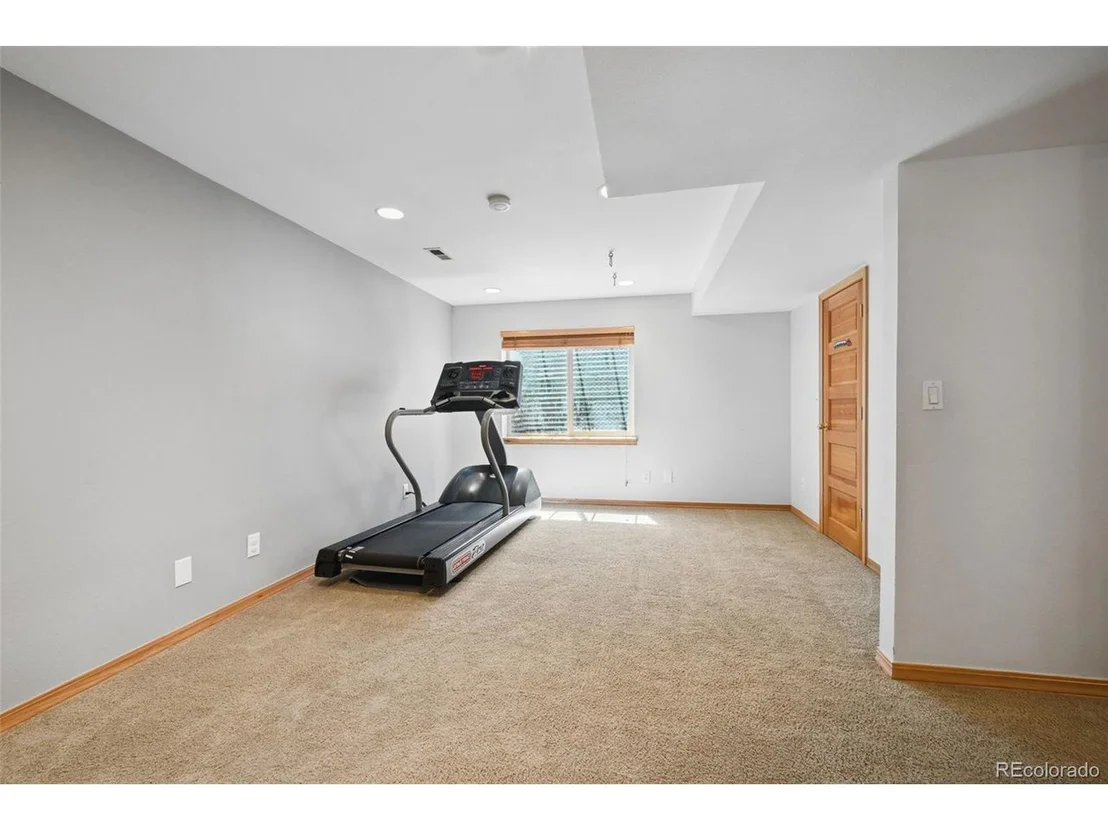 Photo of 3256 Wright Ave