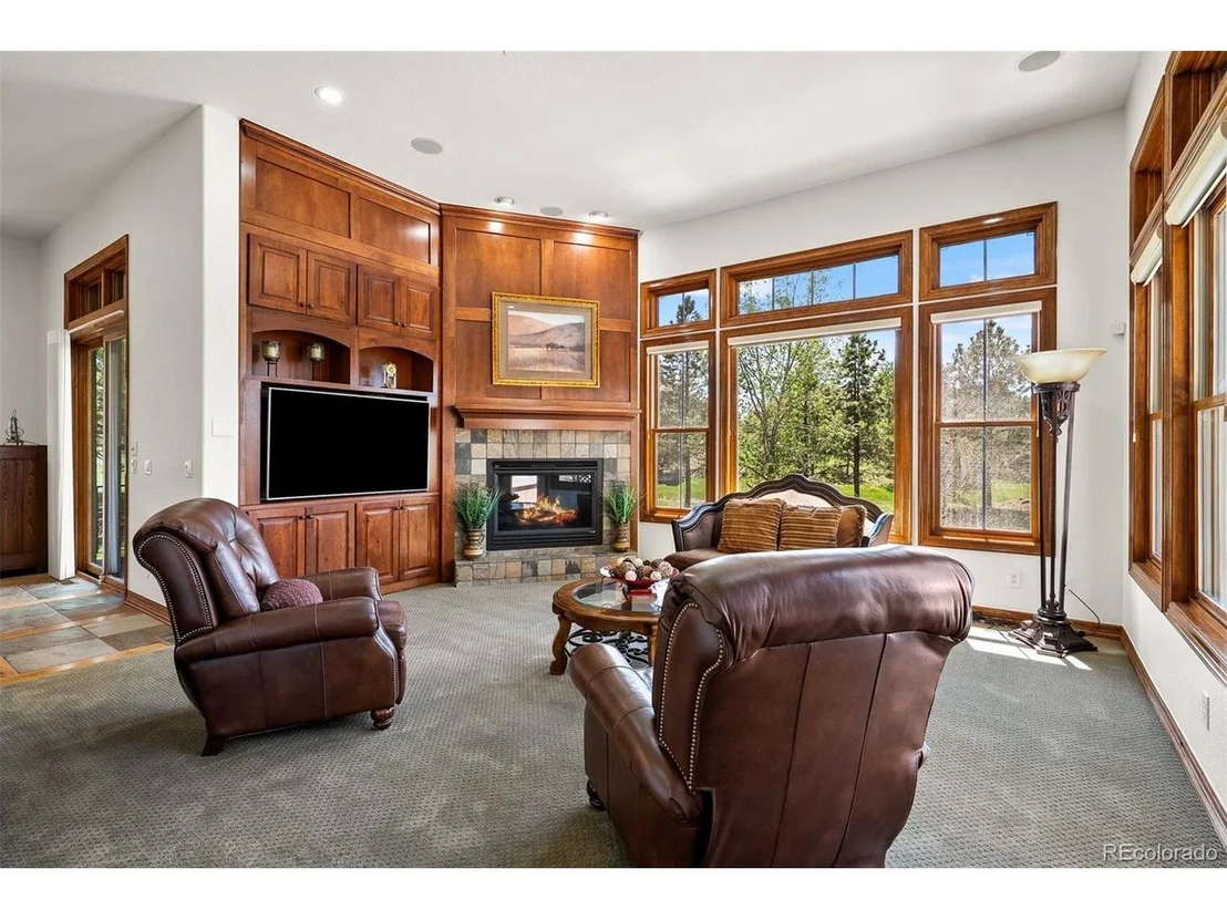 Photo of 6198 Massive Peak Cir