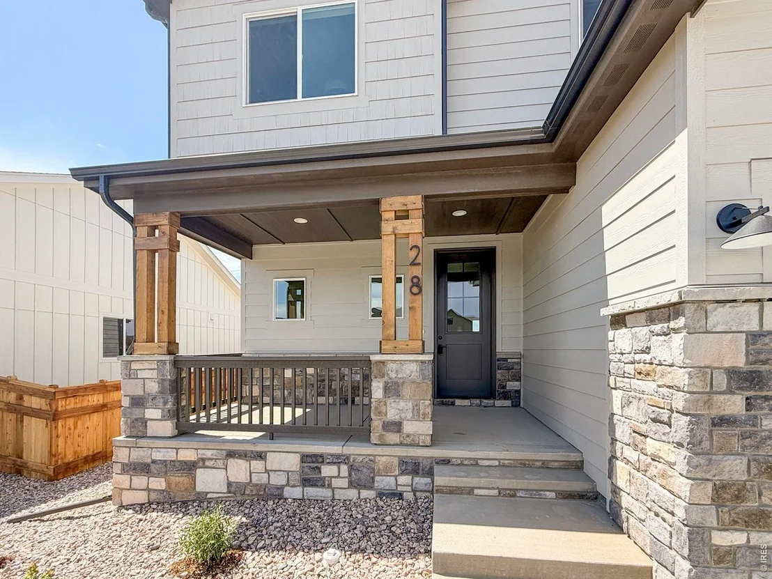 Photo of 28 Snowcap Dr