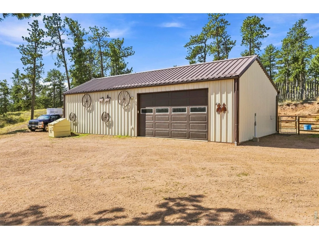 Photo of 557 Red Bluff Rd