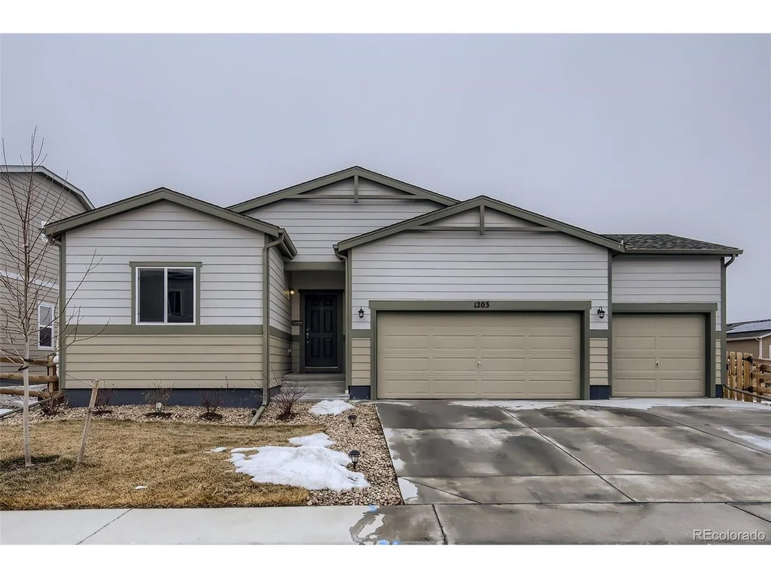 Photo of 1203 Sherman Dr