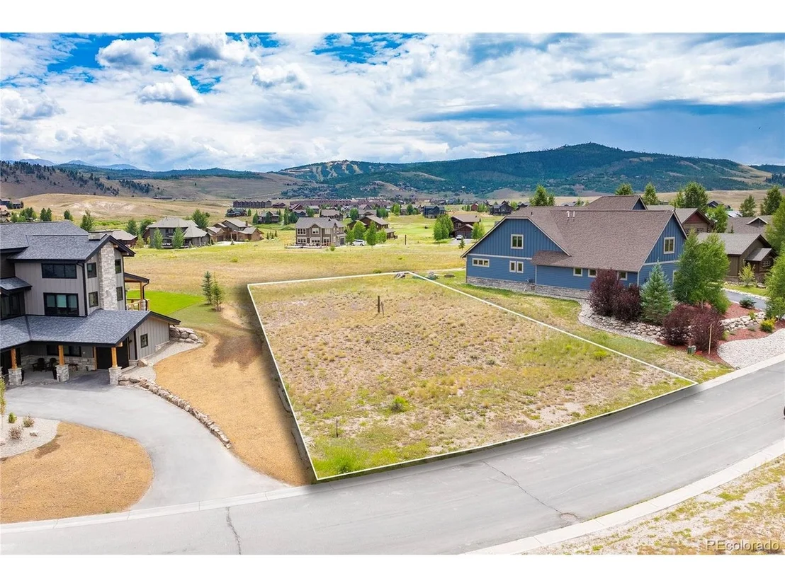 Photo of 1375 Wildhorse Cir