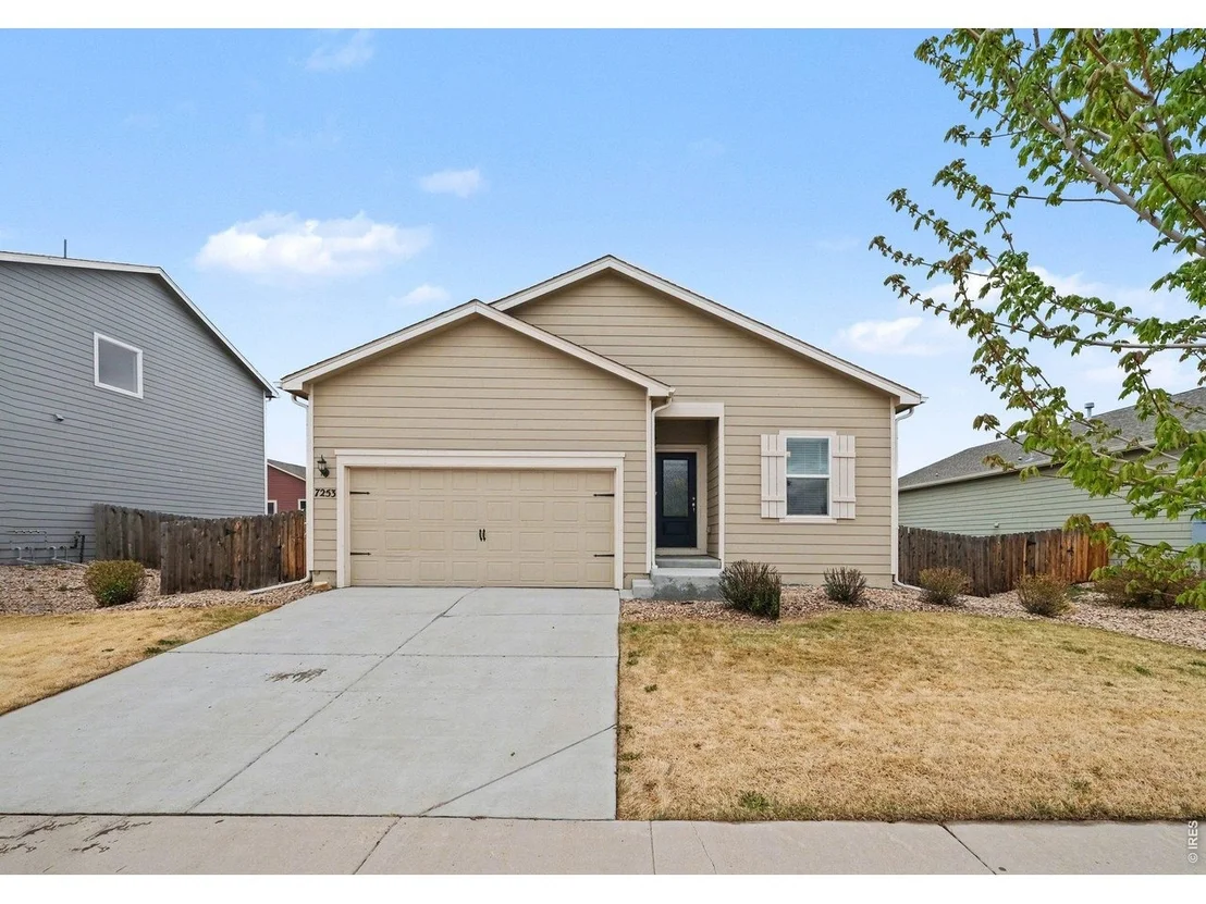 Photo of 7253 Ellingwood Ave