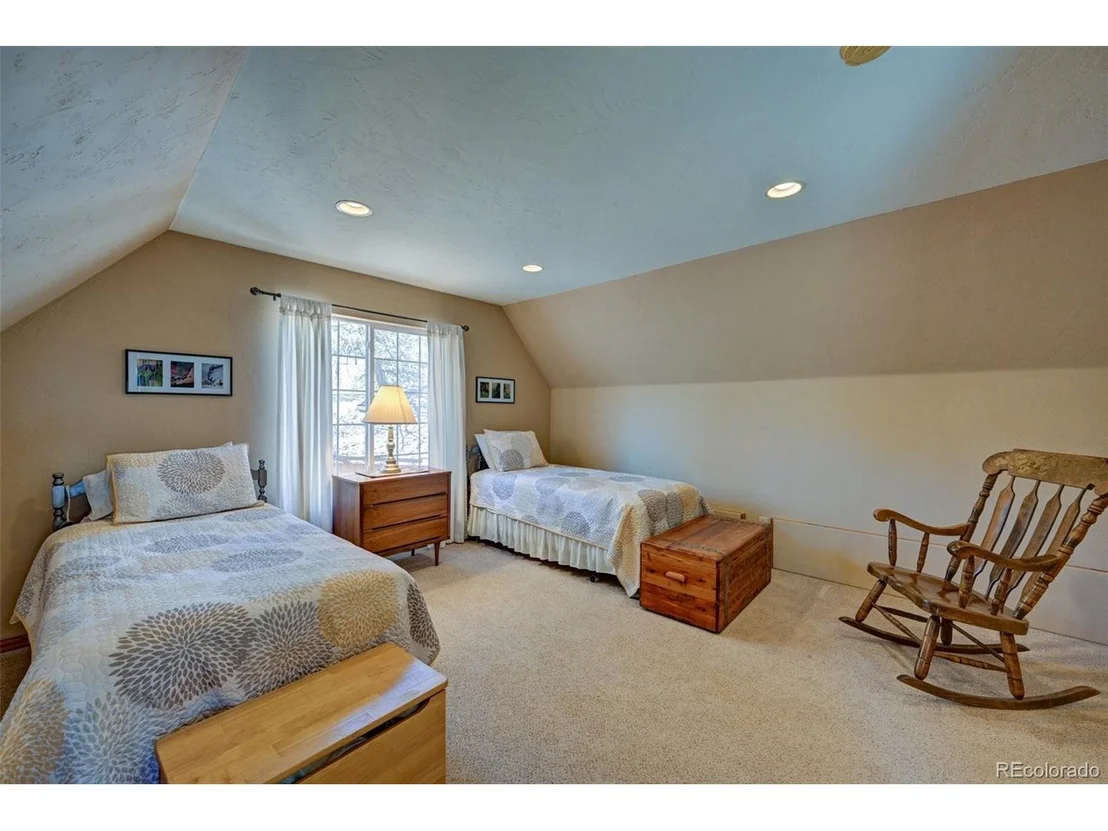 Photo of 447 Blacksmith Rd