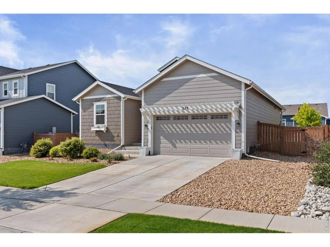 Photo of 225 Dorothy Dr