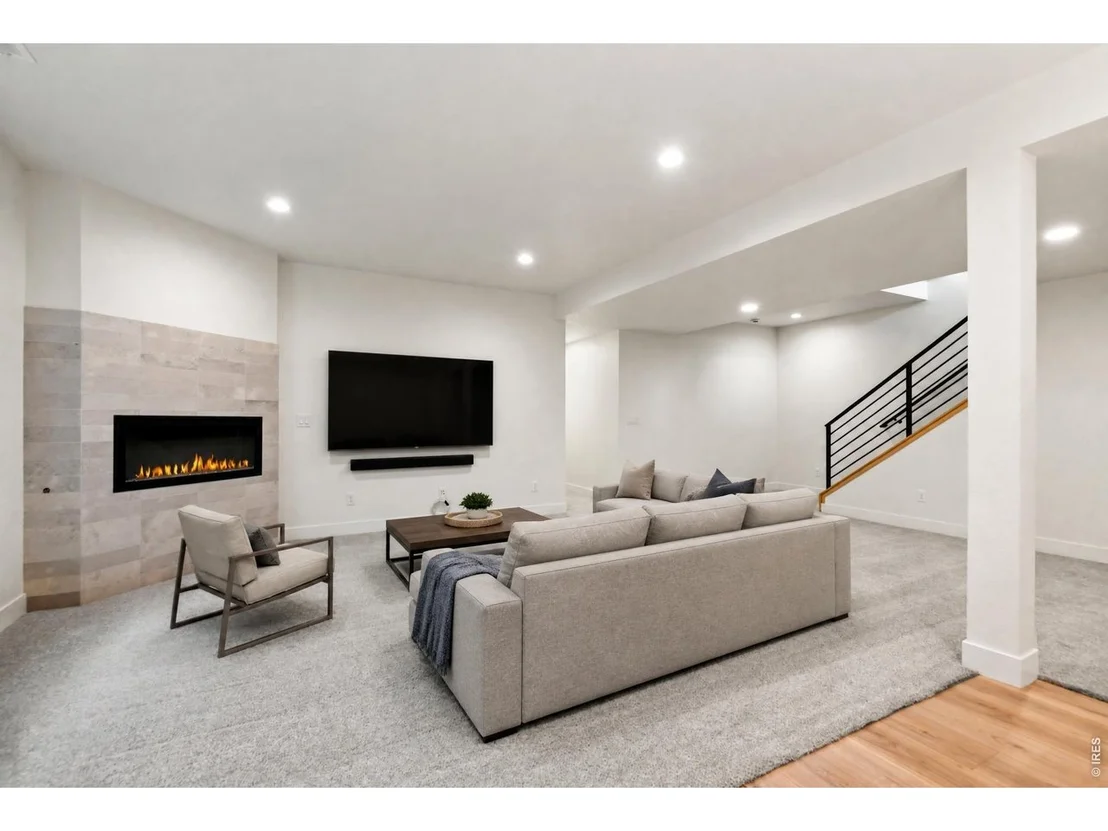 Photo of 1424 Burt Ave