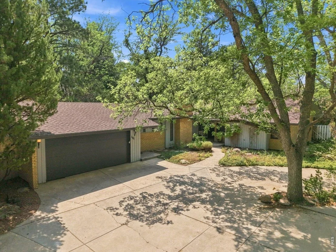 Photo of 181 Pawnee Dr