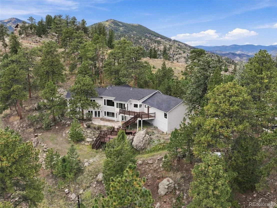 Photo of 35000 Fox Ridge Rd