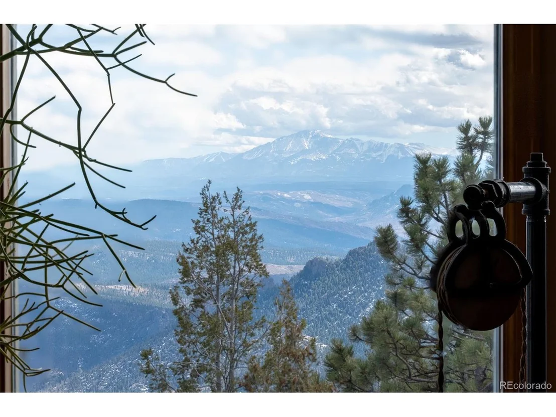 Photo of 13452 Riley Peak Rd