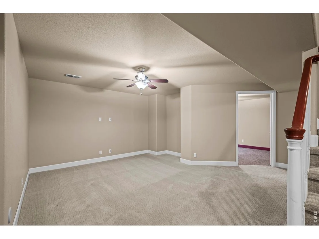Photo of 718 Mathews Cir