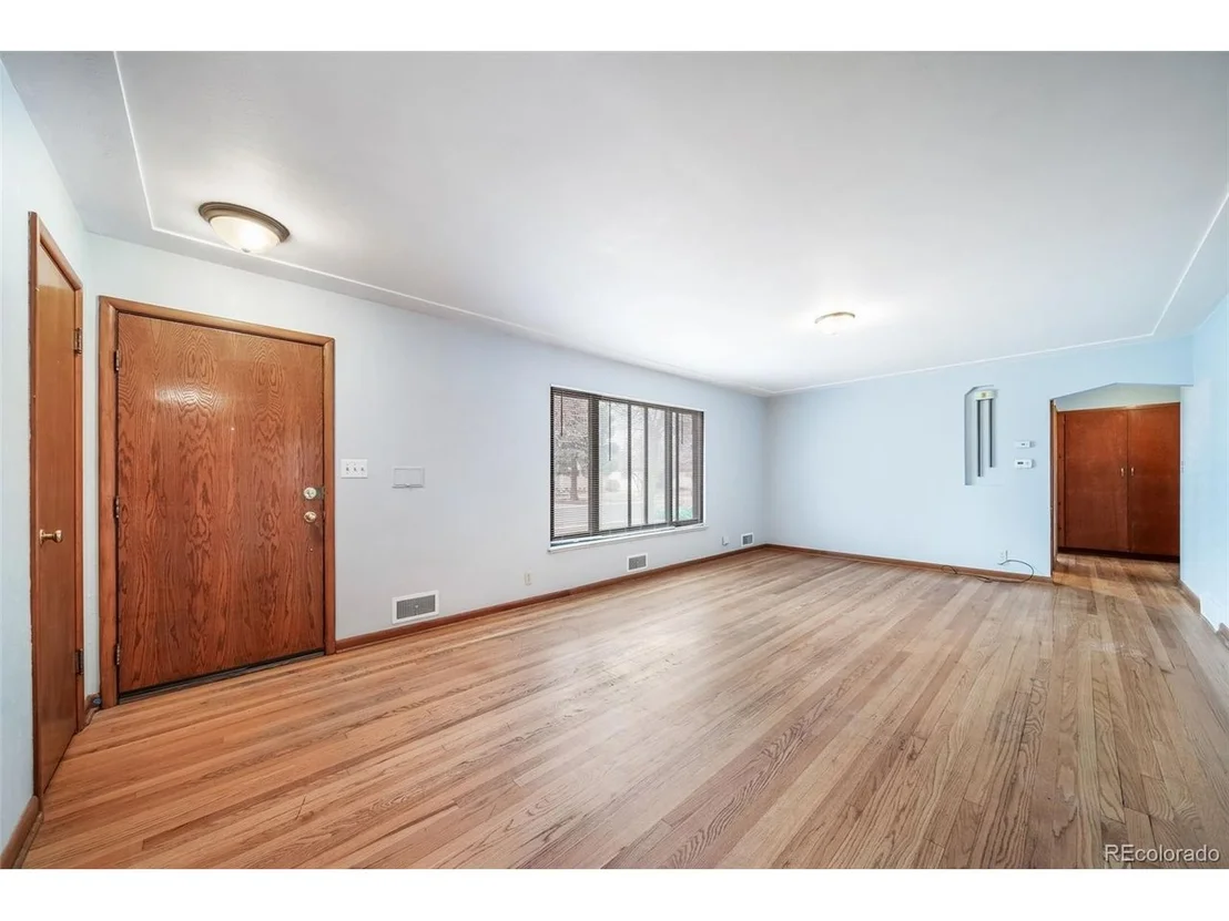 Photo of 2228 Newark St