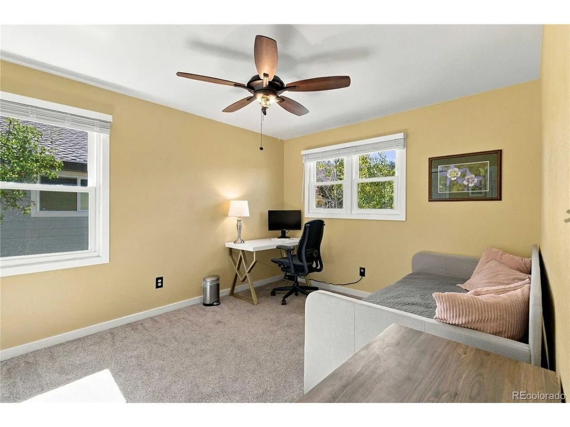 Photo of 24 Mesa Oak