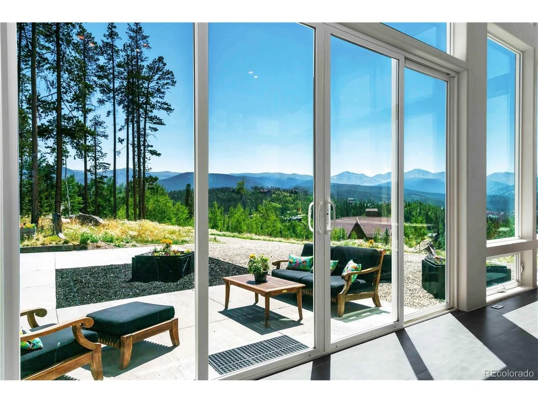 Photo of 28 Rainbow Dr