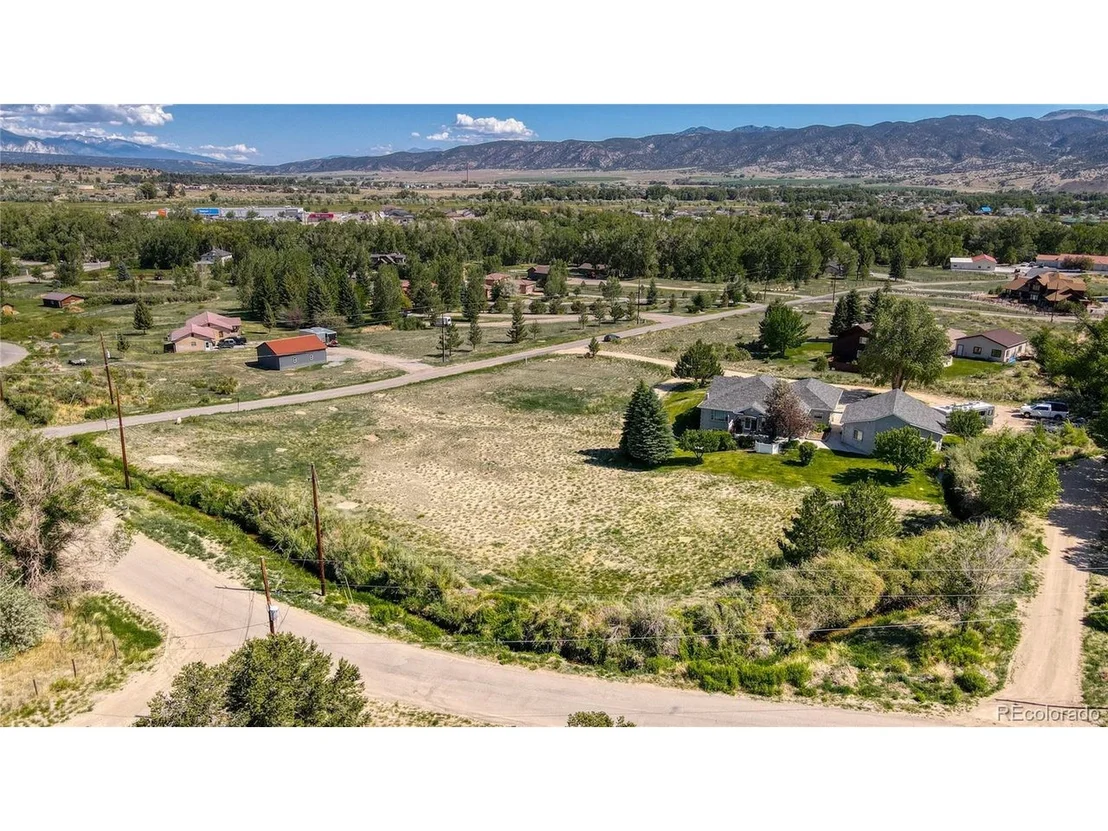 Photo of 6900 County Road 111b
