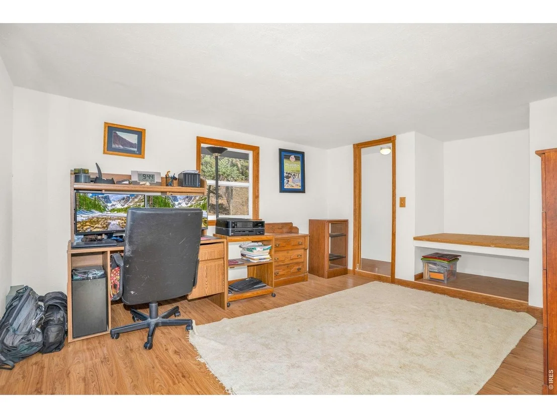 Photo of 527 Hemlock Dr