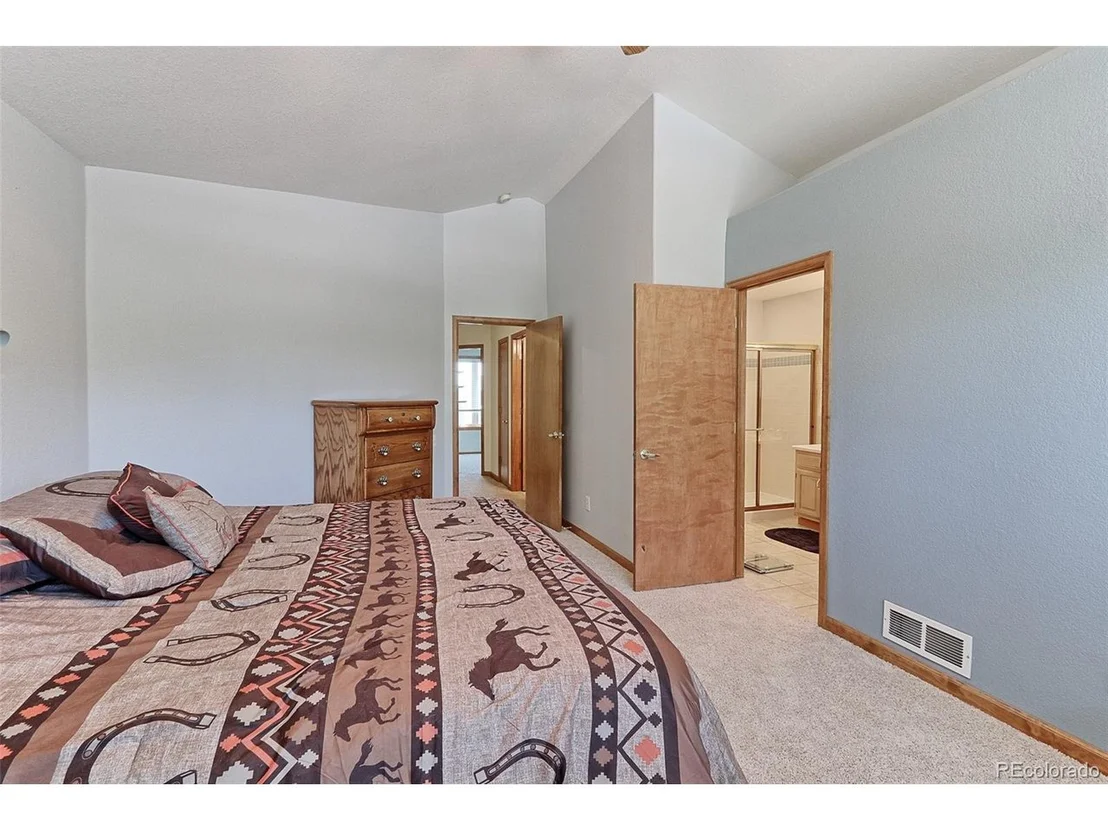 Photo of 1468 Marigold Dr