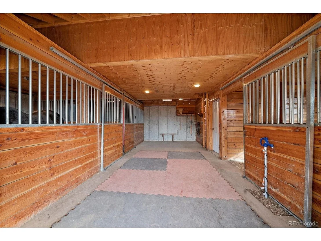 Photo of 13885 Pine Country Ln