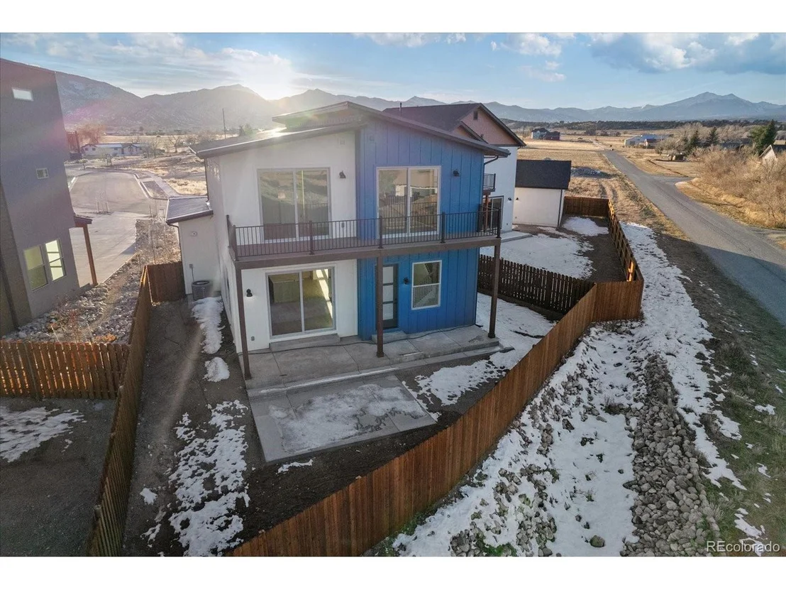 Photo of 126 Cotopaxi Ln