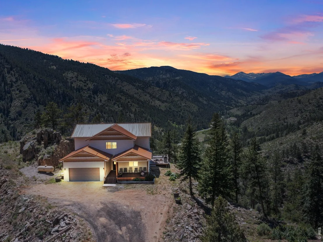 Photo of 456 Storm Mountain Dr