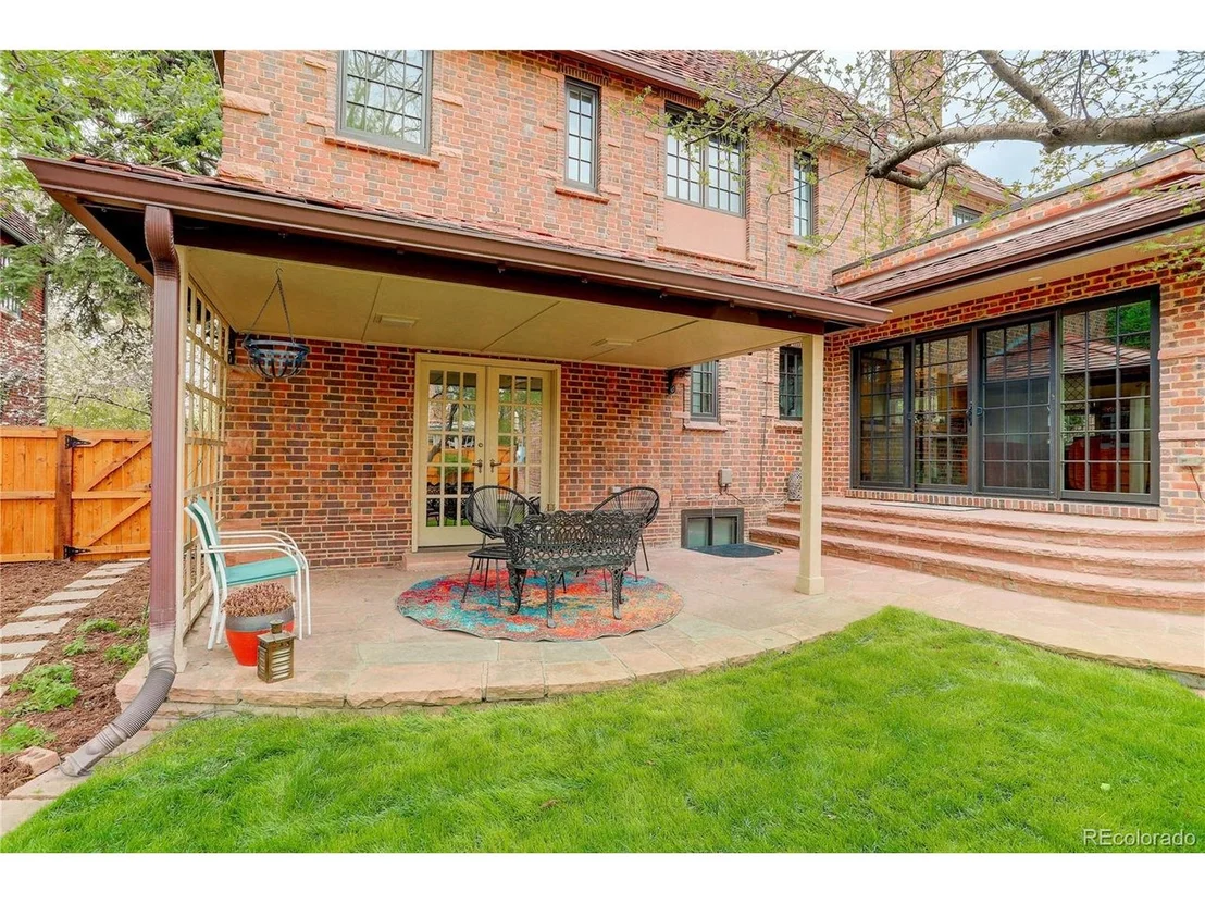 Photo of 128 Ash St