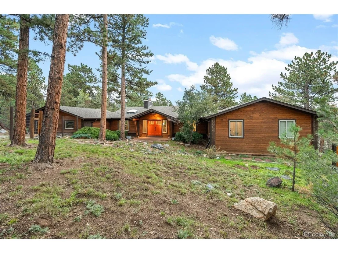 Photo of 29843 Canterbury Cir