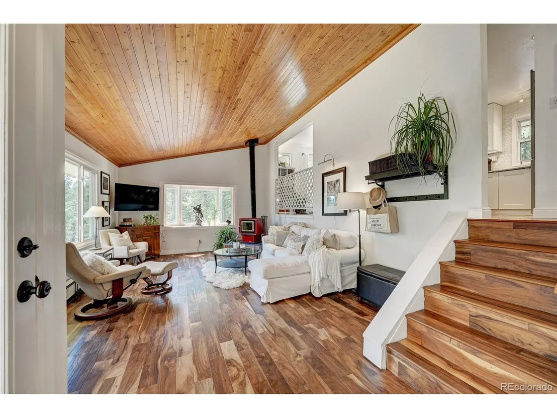Photo of 6549 Modoc Ln