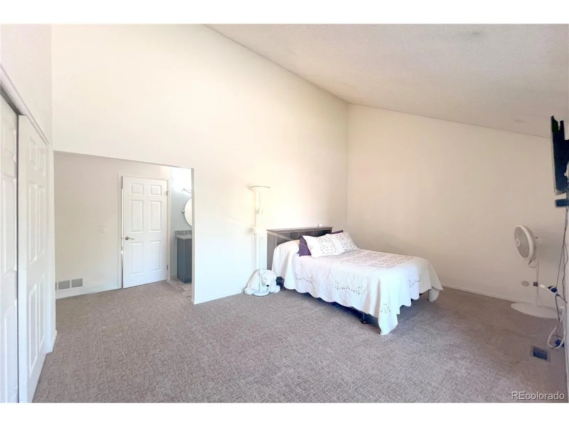 Photo of 8033 Marshall Cir