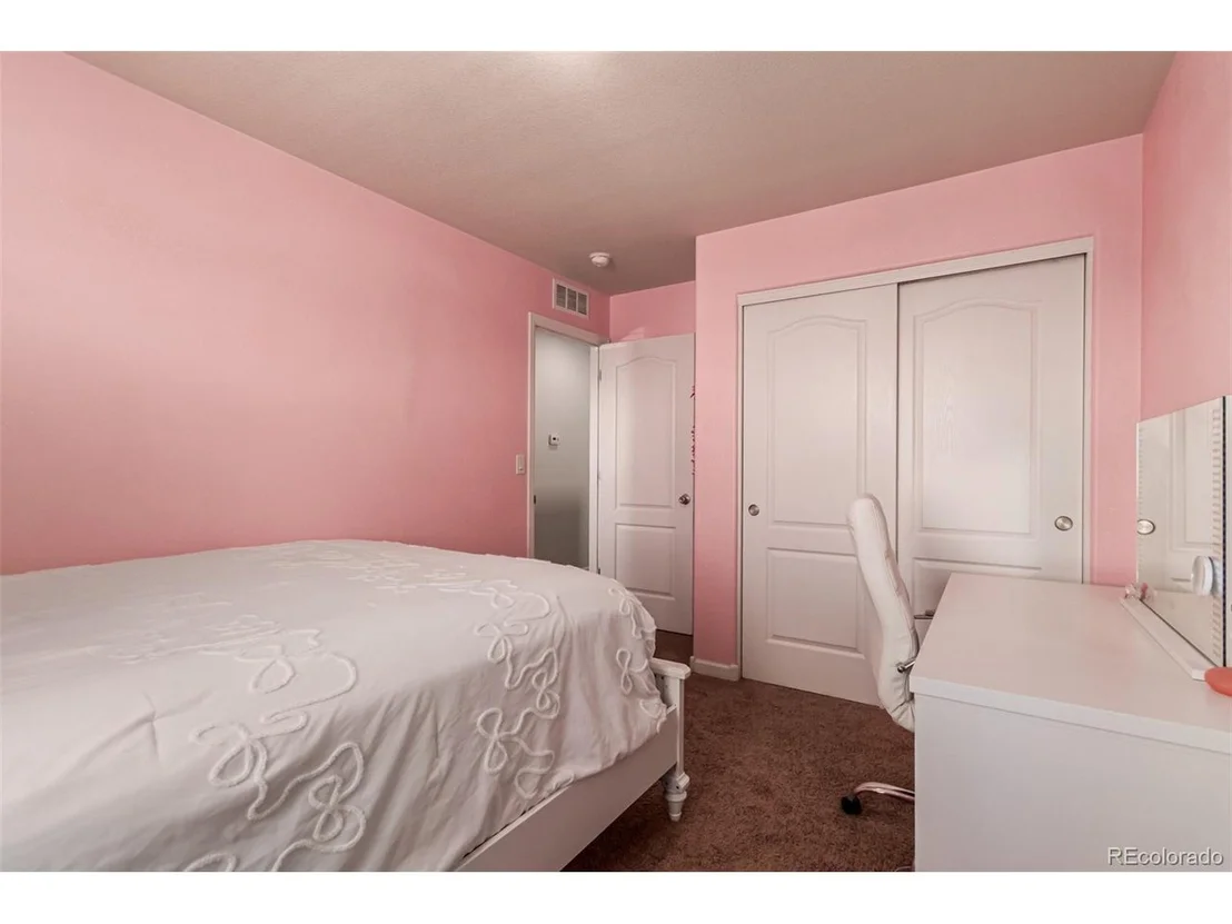Photo of 504 Vista Blvd