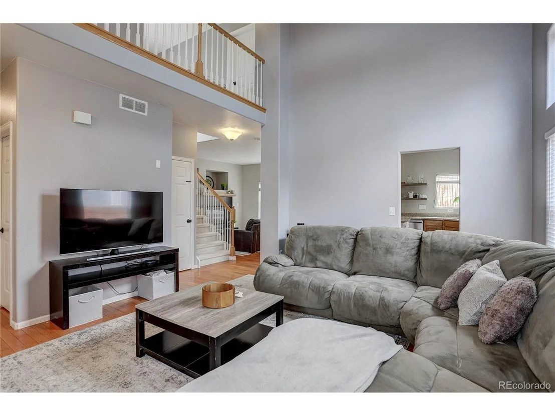 Photo of 10088 Westside Cir