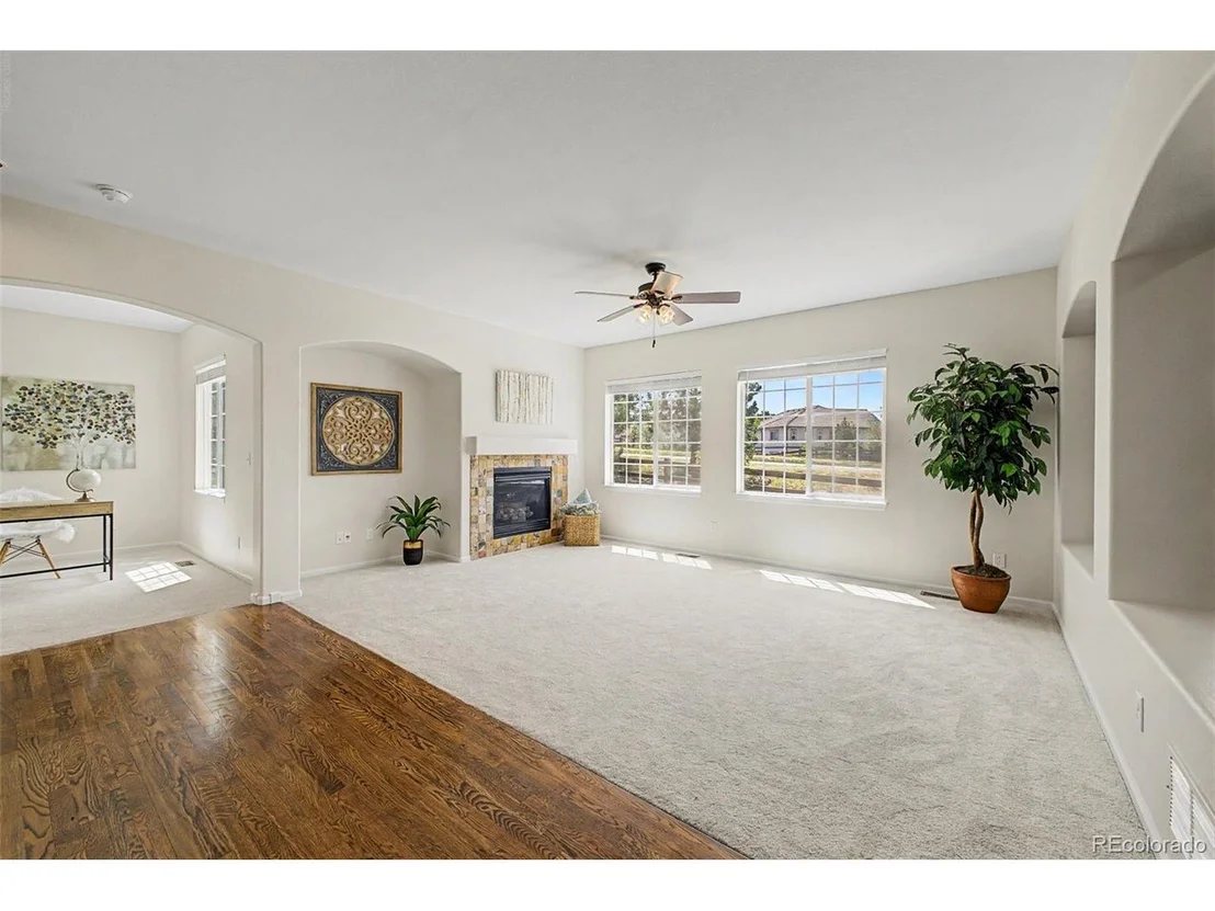 Photo of 2829 Breezy Ln