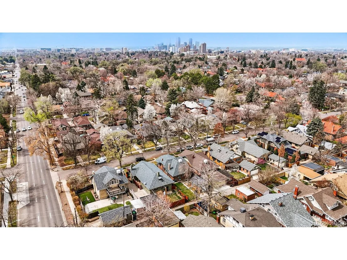 Photo of 618 Adams St