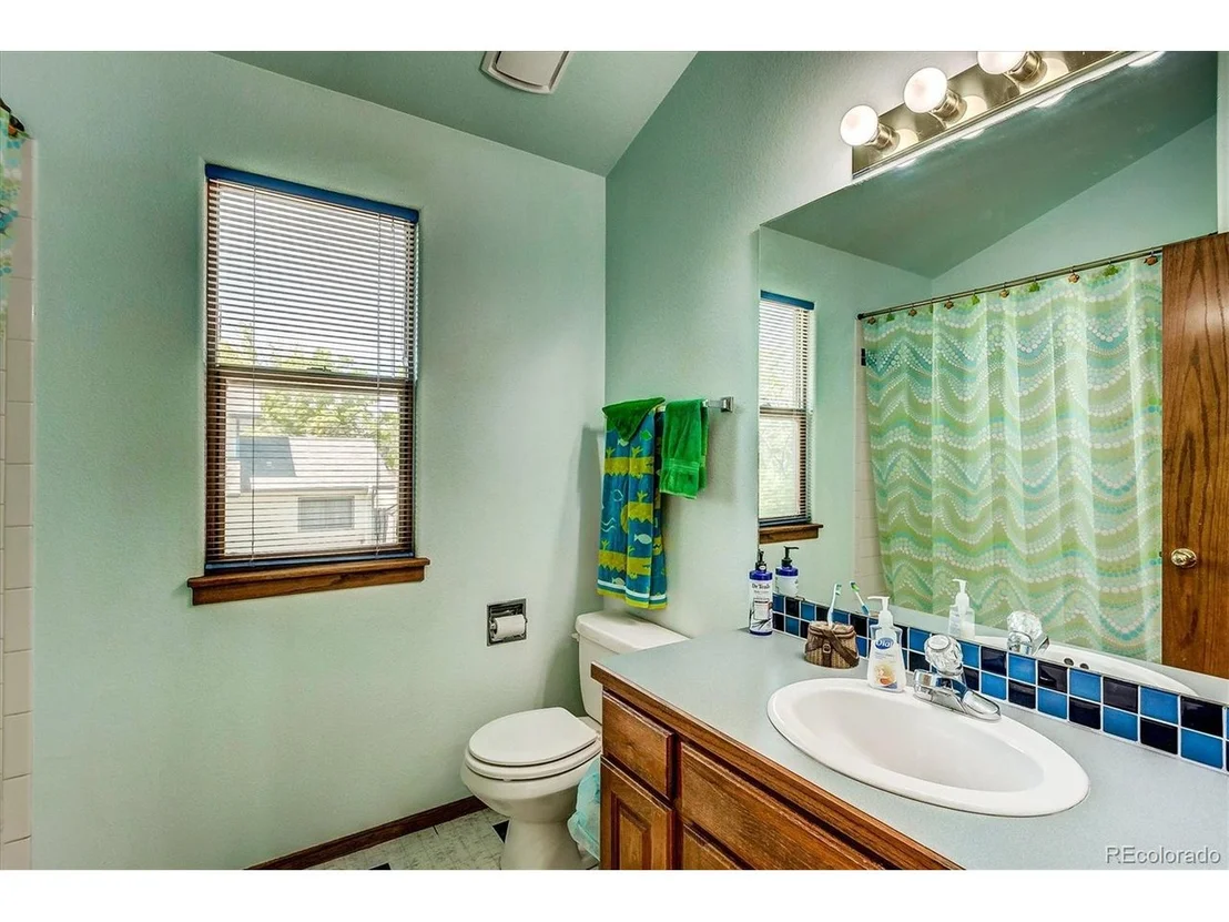 Photo of 1933 Sunlight Dr