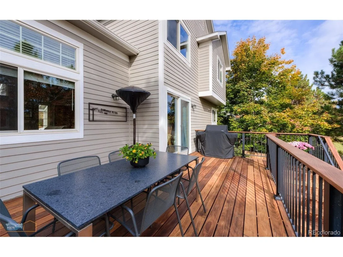Photo of 592 Spruce Cir